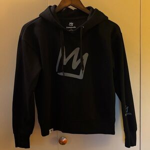 Mammoth Mountain Crown Black Hoodie Small